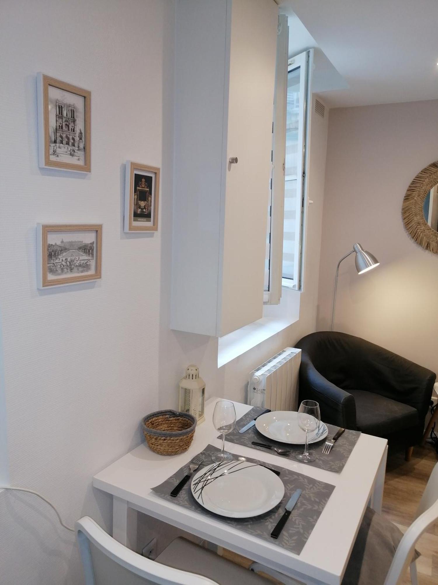 Le Vauban, Charmant Studio 5 Minutes Du Chateau Versailles Esterno foto